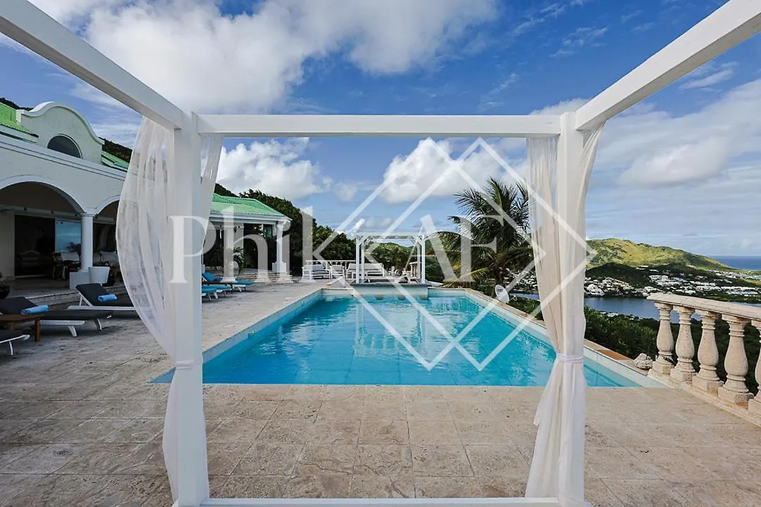 Fantastic View 4 Bed-Rooms Villa At Orient Beach Quarter of Orleans Sint Maarten/Saint Martin
